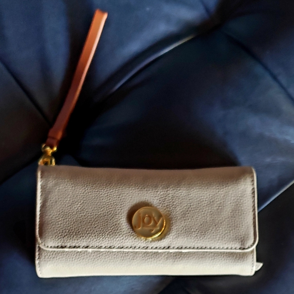 JOY MANGANO Trifold Wallet with RFID Protection - Luxe Genuine Leather - NWOT
